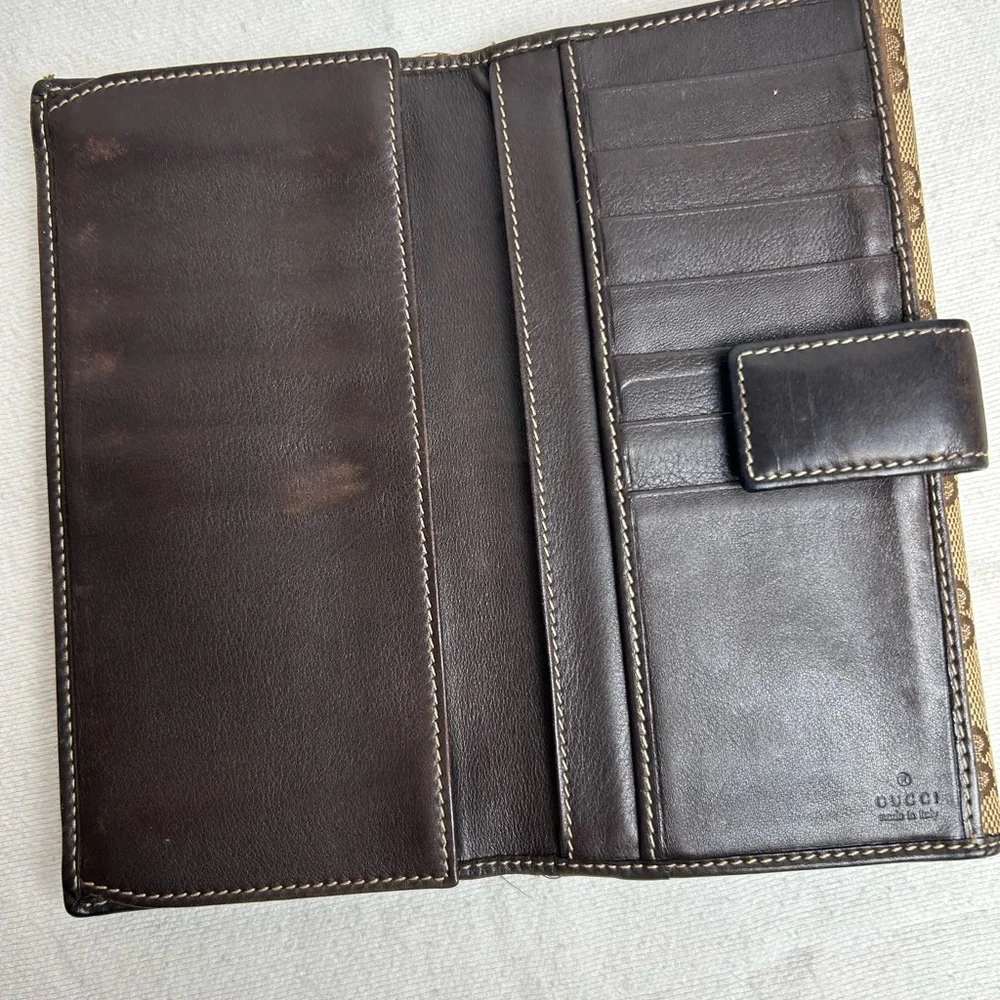 Gucci Authentic Canvas and Leather Wallet